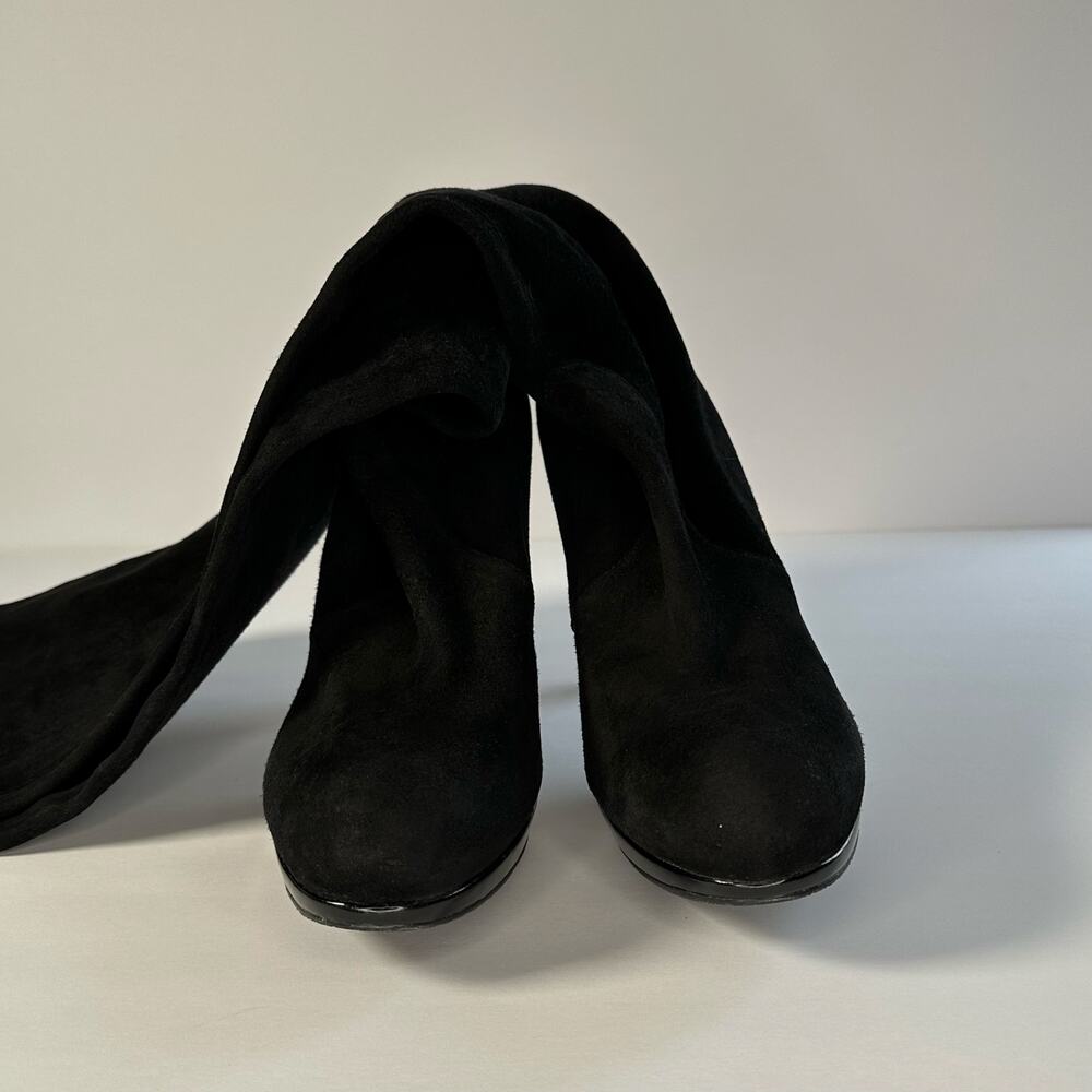STUART WEITZMAN Black Stiletto Heel, Suede, Knee High Boots - Picture 4 of 13